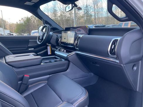 New 2026 Ford Expedition Tremor image 11