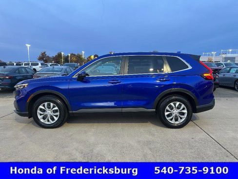 Certified 2025 Honda CR-V LX image 3