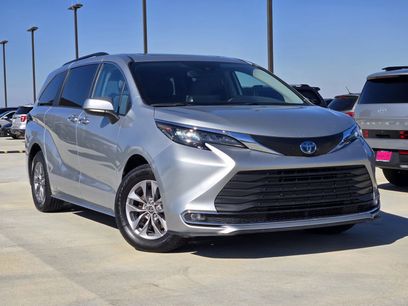 Used 2024 Toyota Sienna XLE