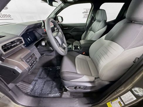 Certified 2024 Toyota Tacoma TRD Sport w/ TRD Sport Upgrade Package AWD/4WD image 27