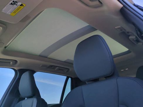 New 2026 Volvo XC90 B6 Plus w/ Protection Package Premier image 11