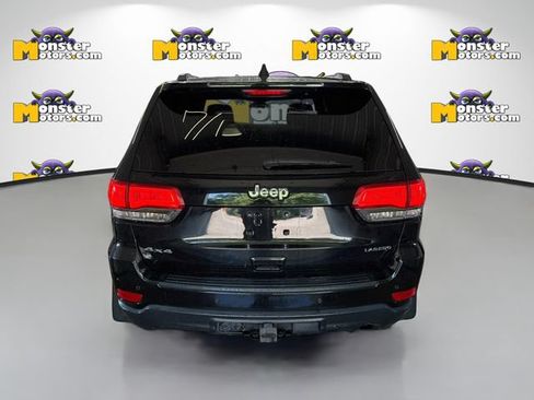 Used 2018 Jeep Grand Cherokee Laredo w/ All-Weather Capability Group AWD/4WD image 5