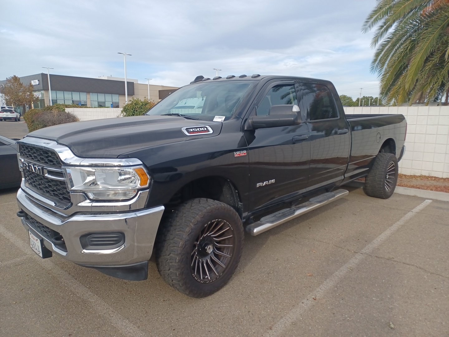 Used 2020 RAM 3500 Tradesman AWD/4WD image 1
