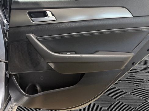 Used 2017 Hyundai Sonata Limited 2.0T image 16