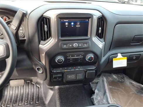 New 2026 Chevrolet Silverado 1500 W/T image 13