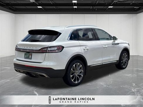 Certified 2023 Lincoln Nautilus Reserve w/ Class II Trailer Tow Package AWD/4WD image 5