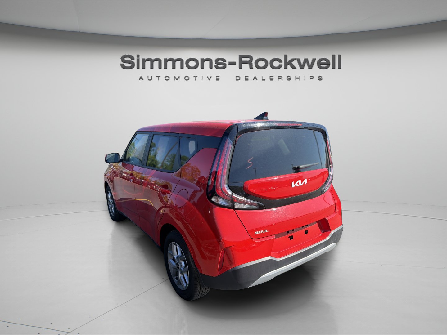 Used 2025 Kia Soul LX w/ LX Technology Package FWD image 3