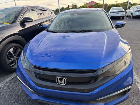 Used 2019 Honda Civic LX image 2