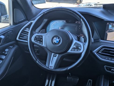 Used 2022 BMW X7 xDrive40i w/ M Sport Package AWD/4WD image 20