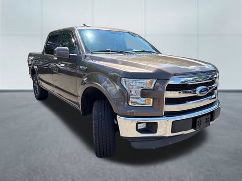 Used 2016 Ford F150 Lariat w/ Equipment Group 501A Mid AWD/4WD image 5