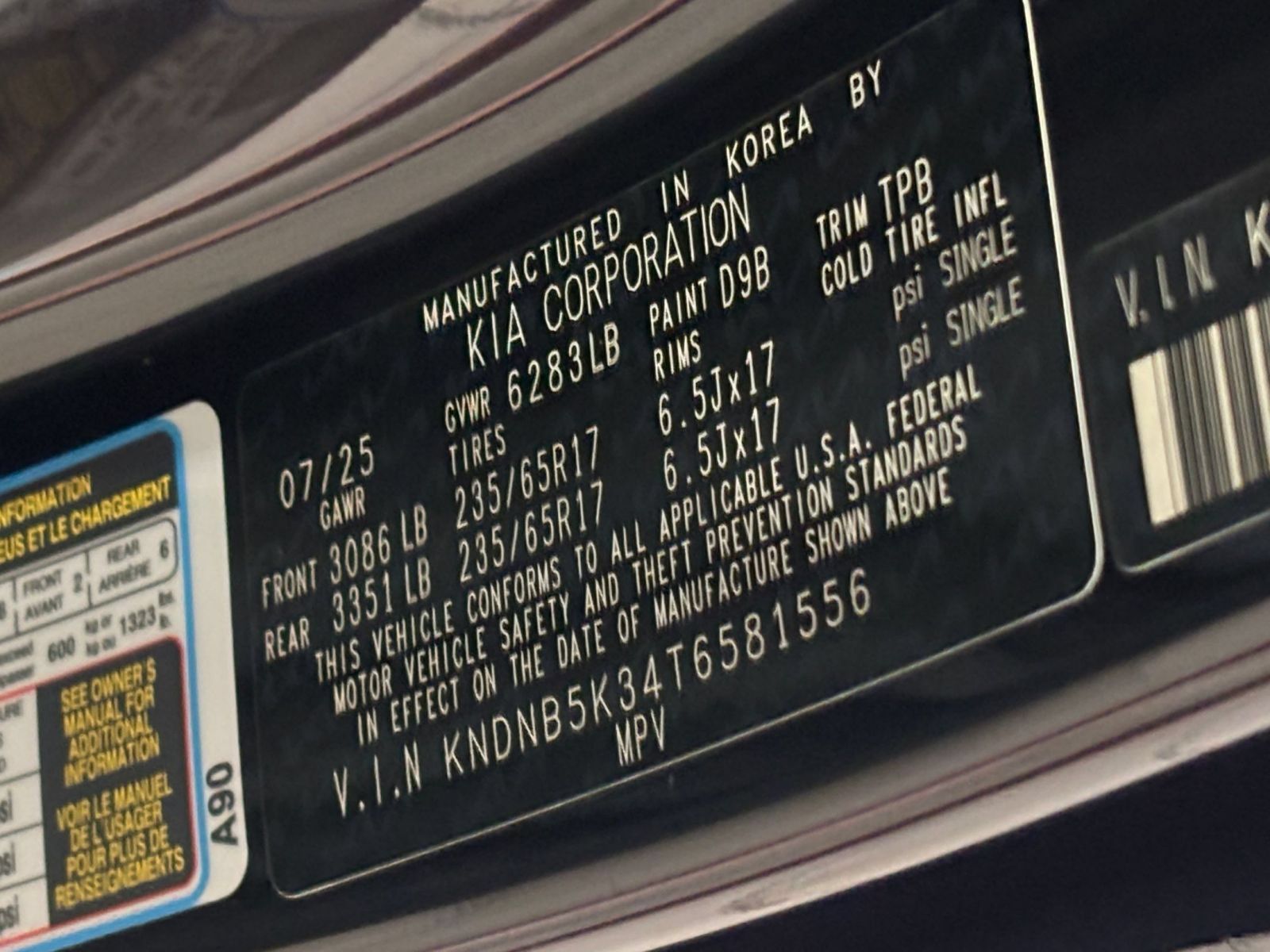 Used 2026 Kia Carnival FWD image 30