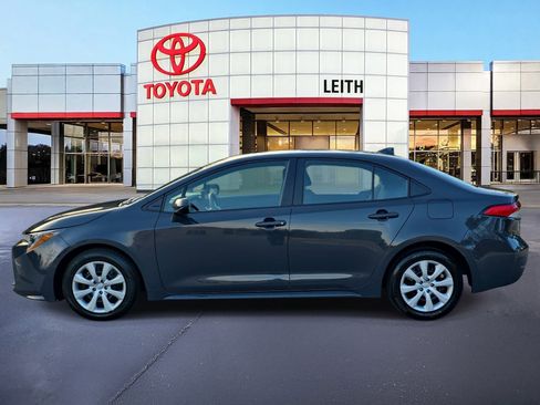 Used 2024 Toyota Corolla LE image 8