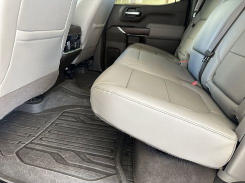 Used 2019 GMC Sierra 1500 SLT w/ SLT Premium Plus Package image 30