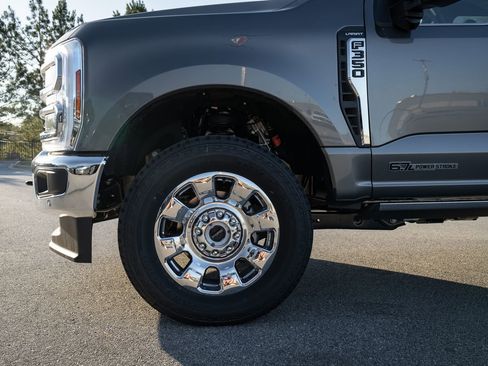 New 2026 Ford F350 Lariat w/ Lariat Ultimate Package AWD/4WD image 12