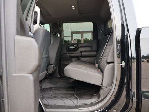 Used 2020 Chevrolet Silverado 1500 LT w/ Remote Start Package AWD/4WD image 10