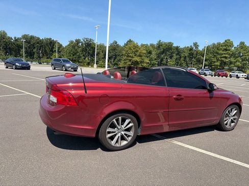 Used 2011 Volvo C70 T5 FWD image 8
