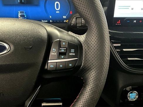 Used 2023 Ford Escape ST-Line Elite image 12