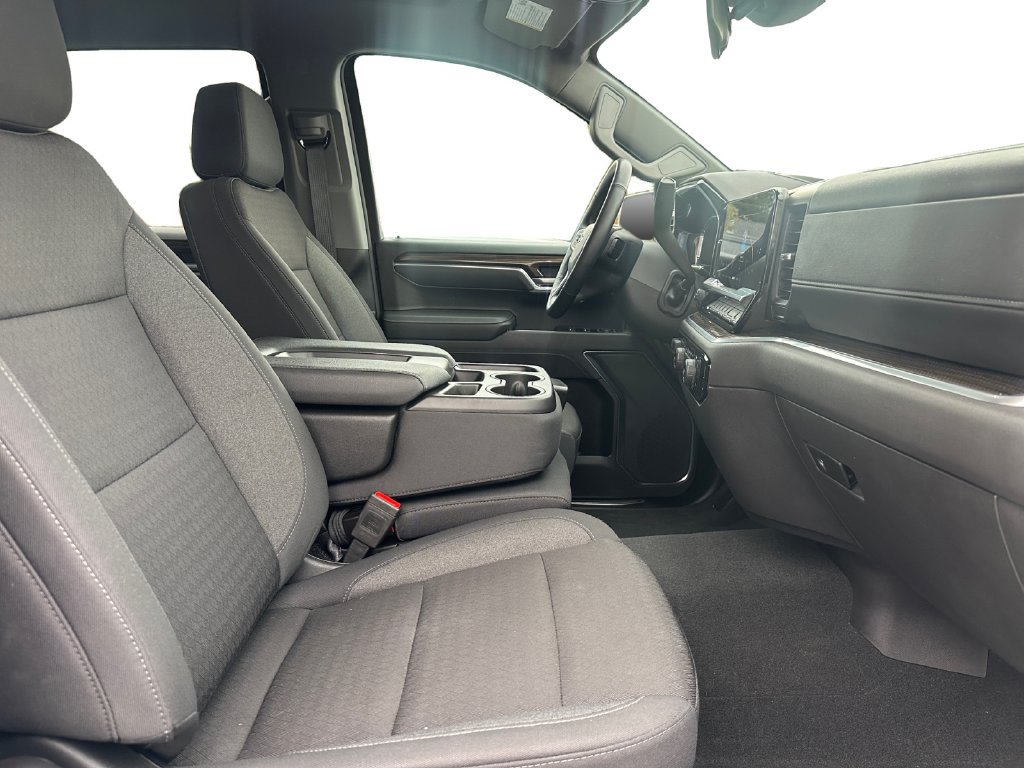 Used 2025 Chevrolet Silverado 1500 LT Trail Boss w/ Protection Package AWD/4WD image 20