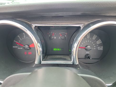 Used 2006 Ford Mustang Premium image 21