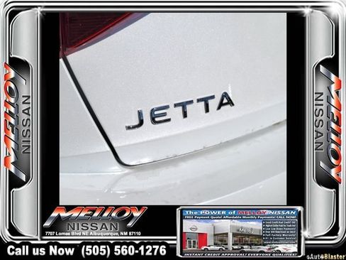 Used 2023 Volkswagen Jetta SE FWD image 12