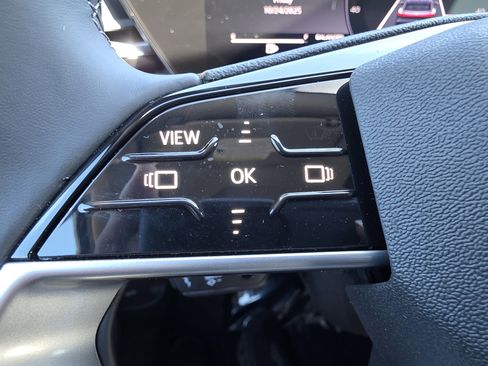 New 2025 Audi Q5 Premium image 17