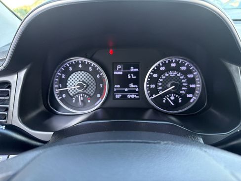 Used 2019 Hyundai Elantra SE image 29