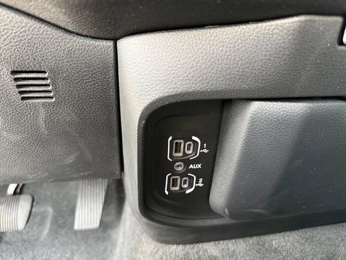 Used 2023 RAM 1500 Big Horn RWD image 24