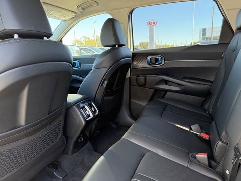 New 2026 Kia Sorento S image 15