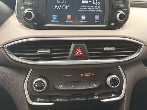 Used 2019 Hyundai Santa Fe SE w/ Cargo Package AWD/4WD image 16