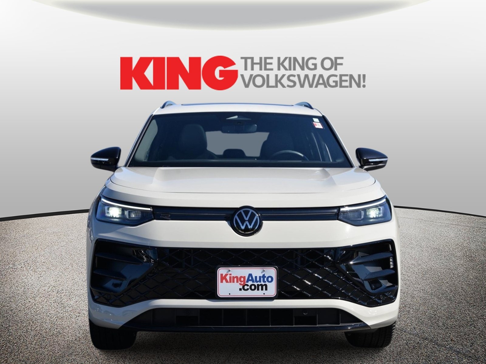 Certified 2025 Volkswagen Tiguan SE R-Line AWD/4WD image 8
