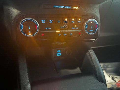 Used 2022 Ford Escape SE w/ Convenience Package AWD/4WD image 13
