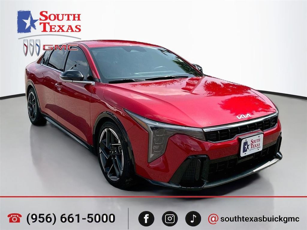 Used 2025 Kia K4 GT-Line FWD image 1