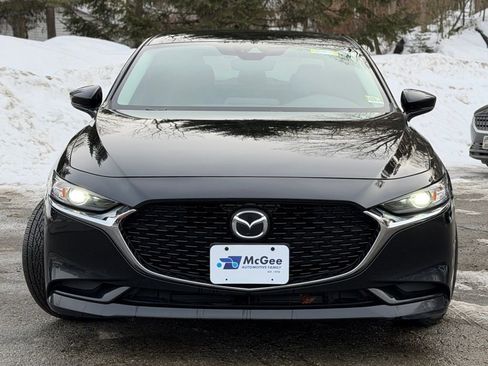 Used 2020 MAZDA MAZDA3 AWD Sedan w/ Preferred Package image 2