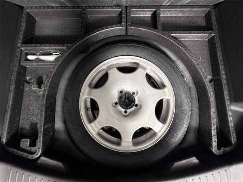 Used 2013 Ford Escape SE image 32