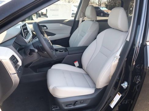 New 2026 Nissan Rogue SV image 20