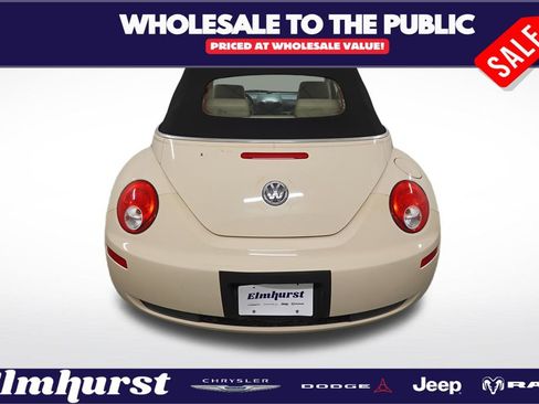 Used 2009 Volkswagen Beetle S image 4