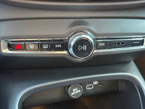 Certified 2023 Volvo C40 P8 Recharge Ultimate image 29