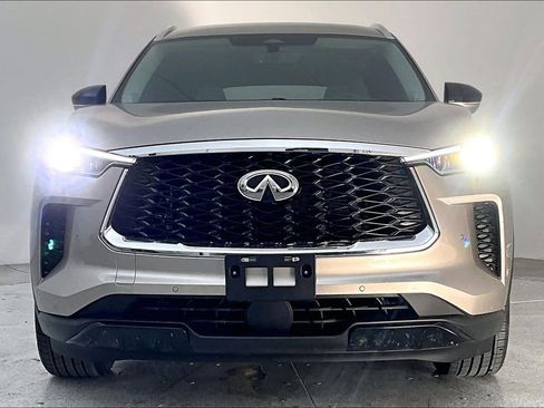 Certified 2023 INFINITI QX60 Luxe w/ Performance Audio Package image 5