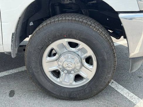 New 2026 RAM 2500 Tradesman w/ Chrome Appearance Group AWD/4WD image 10