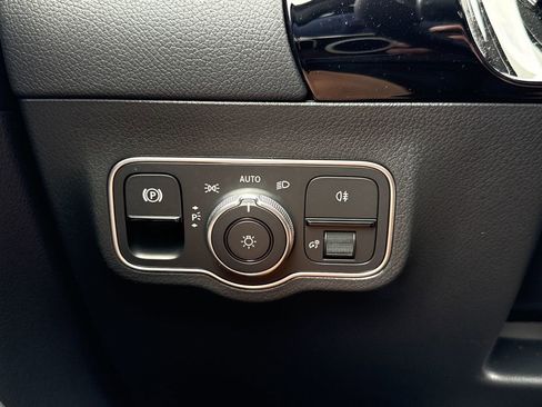 New 2025 Mercedes-Benz GLA 250 GLA 250 image 27