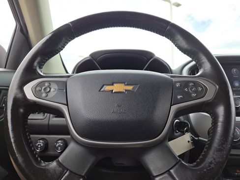 Used 2020 Chevrolet Colorado LT w/ LT Convenience Package AWD/4WD image 23