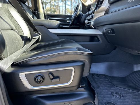 Used 2019 RAM 1500 Laramie image 16