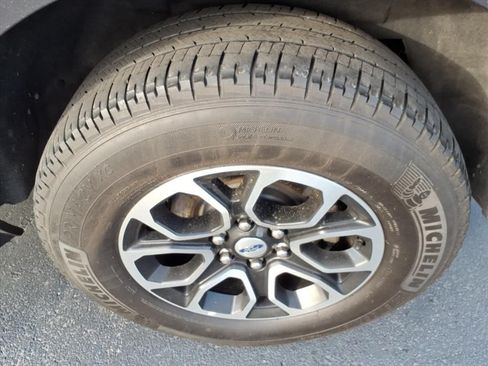 Used 2024 Ford Expedition Max XLT RWD image 5