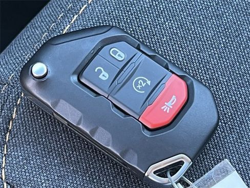 New 2025 Jeep Wrangler Sahara w/ Safety Group image 29