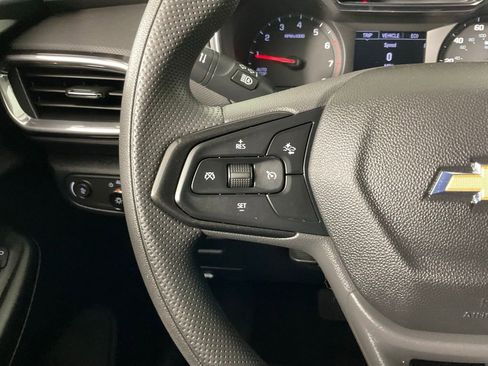 Used 2023 Chevrolet TrailBlazer LT w/ Convenience Package image 22