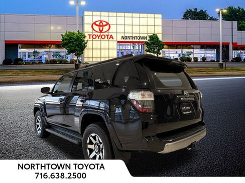 Used 2019 Toyota 4Runner TRD Off-Road Premium image 2