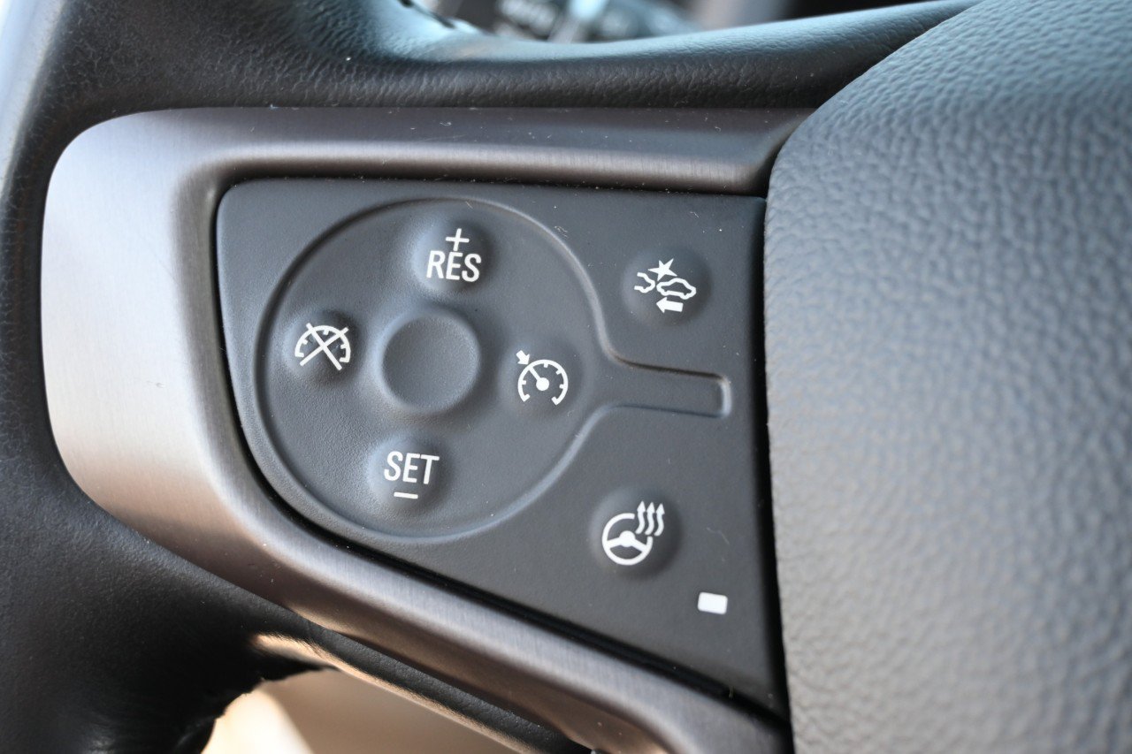 Used 2021 GMC Acadia AT4 w/ Technology Package AWD/4WD image 15