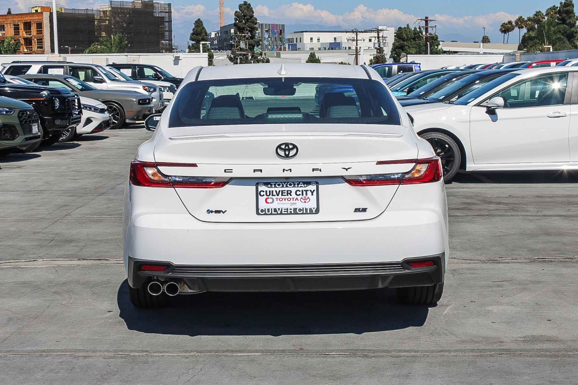 New 2026 Toyota Camry SE FWD image 8