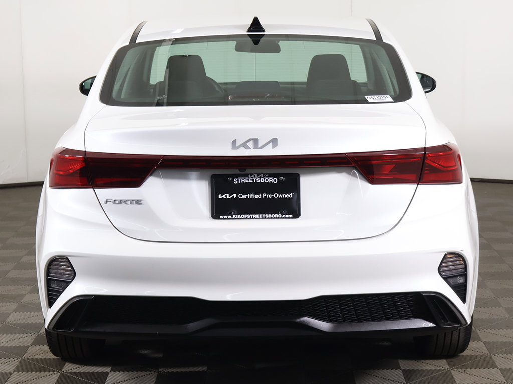 Used 2024 Kia Forte LXS w/ LXS Technology Package FWD image 9
