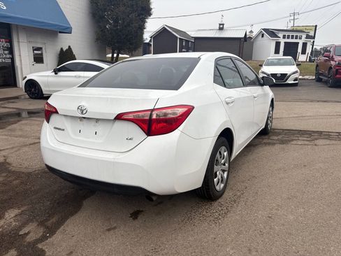 Used 2019 Toyota Corolla LE image 6